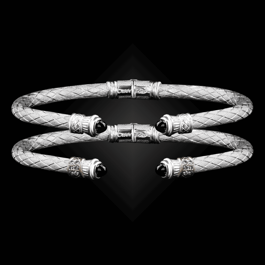 201 Onyx Black Caerleon two Elegante Cuff Bracelet Builder